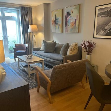 2 Bedroom Apartment Just Off Kings Road Londra Exterior foto