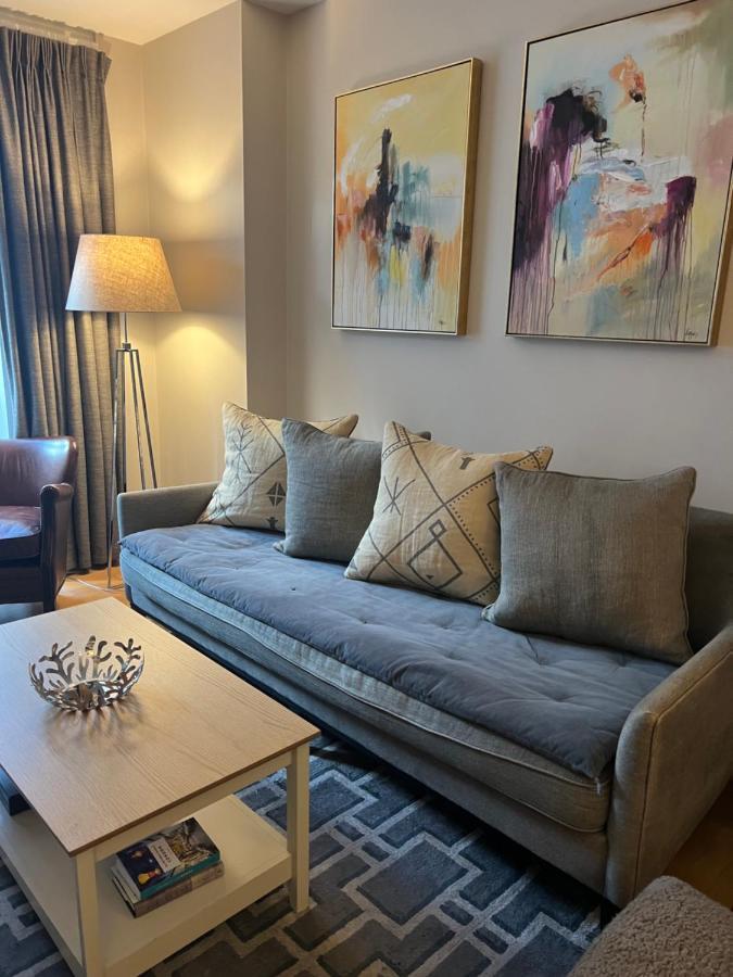 2 Bedroom Apartment Just Off Kings Road Londra Exterior foto
